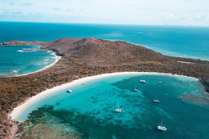All Inclusive Beach and Snorkel Boat Tour to Icacos Island