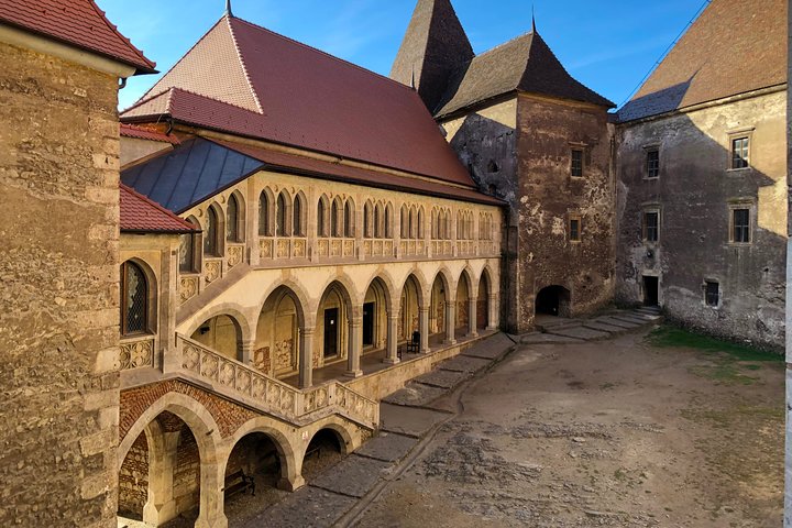 Tour to Corvin Castle in Hunedoara & Alba Iulia