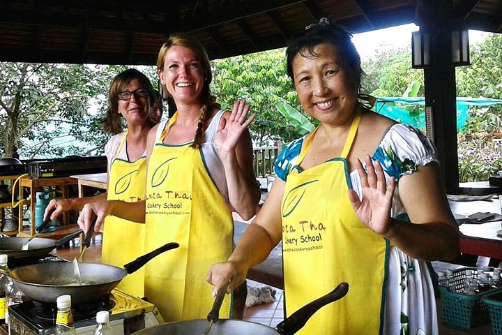 Half Day Lanta Thai Cookery School From Koh Lanta