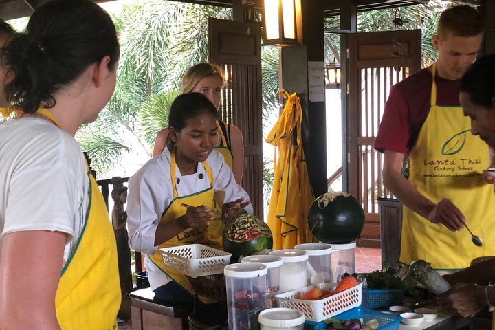 Half Day Lanta Thai Cookery School From Koh Lanta