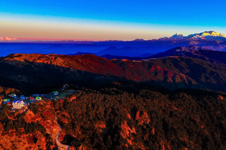 4-Day Sandakphu Private Trek with Accommodation