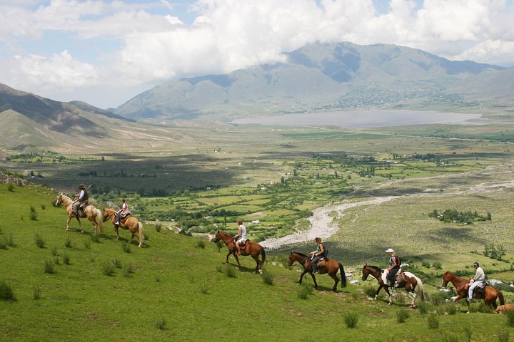 Discover Tafi del Valle: Guided Journey