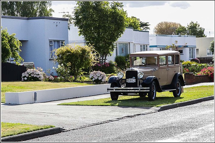 Shore excursion: Napier-Premium Wineries & Sights /Art deco tour