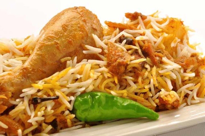 Lucknow Culinary Walk with Food Tastings