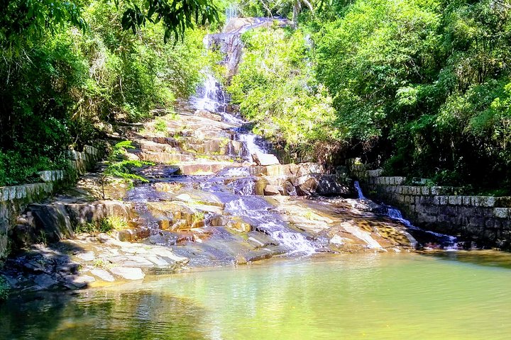 Navigate the local culture of Costa da Lagoa