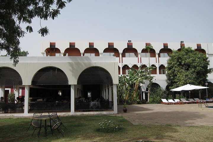 N'DJAMENA - 4x4 car rental with driver