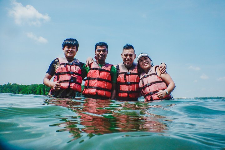 Singapore Round Ketam Kayaking Adventure in Pulau Ubin