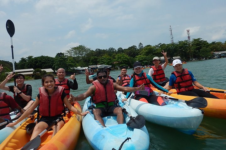 Singapore Round Ketam Kayaking Adventure in Pulau Ubin