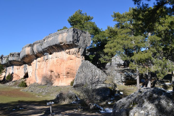 Enchanted City, Laguna de Uña and Ventano del Diablo