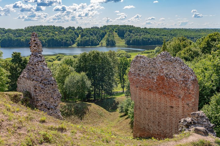 Charming Viljandi Private Walking Tour for Couples