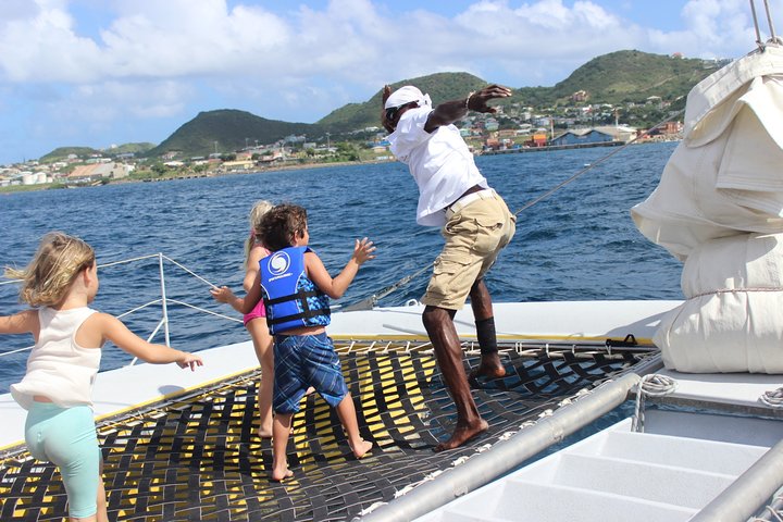St Kitts Deluxe Catamaran Snorkeling Tour With Lunch