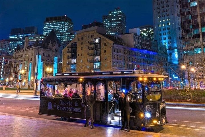 Boston Ghosts and Gravestones Trolley Tour