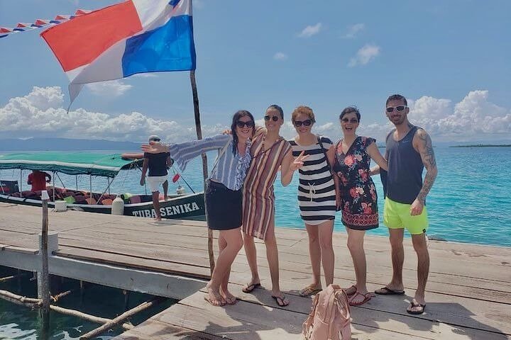 San Blas Islands 4D/3N Trip with Holandeses Cays & Boat Tour