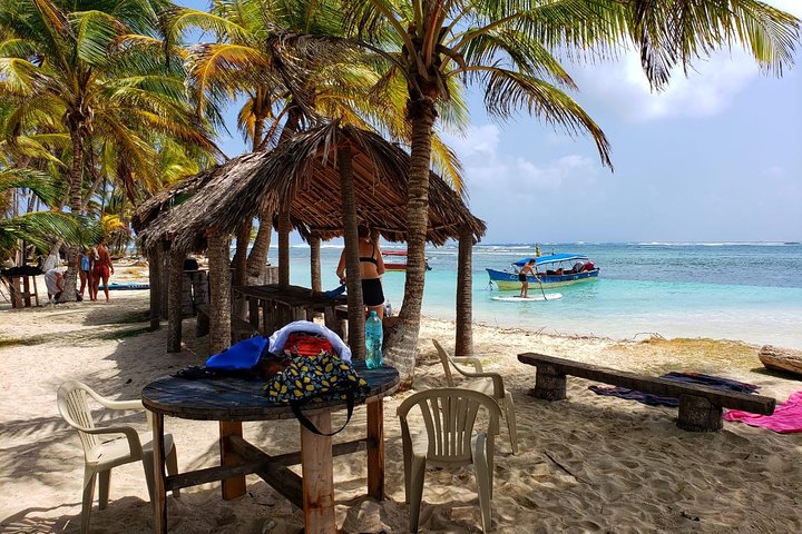 San Blas Islands 4D/3N Trip with Holandeses Cays & Boat Tour