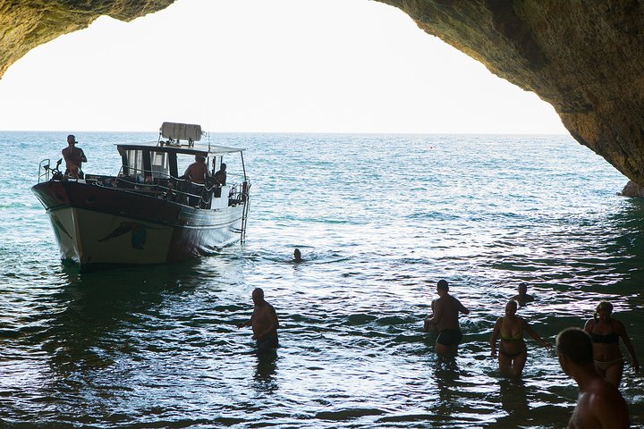 Benagil Cave Boat Tour - Catamarans or Rib - 2 H From Portimão