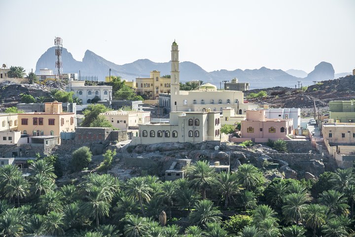Romantic Tour In Misfat Al Abriyeen