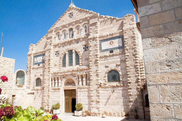 Romantic Tour In Madaba