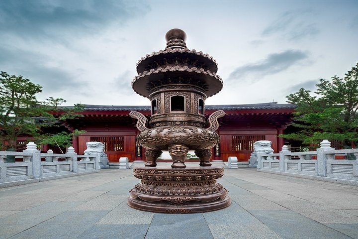 Private Day Tour to Niushoushan Cultural Park in Nanjing
