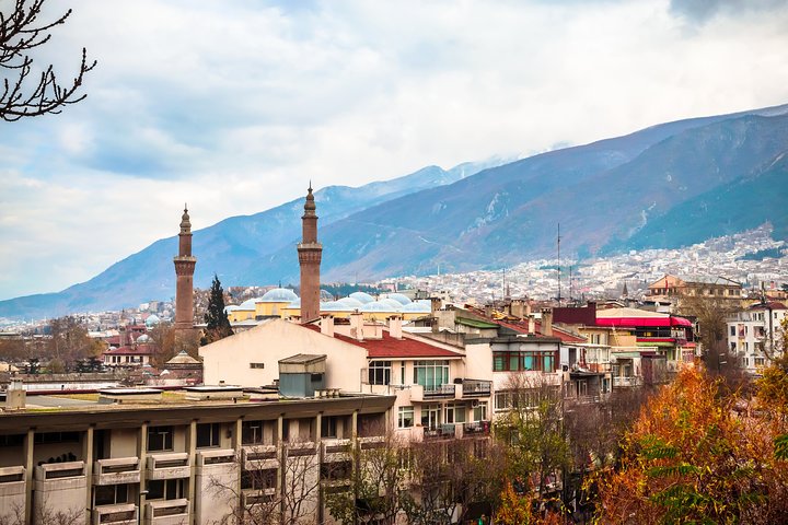 Private Romantic Cultural Walk in Historic Bursa