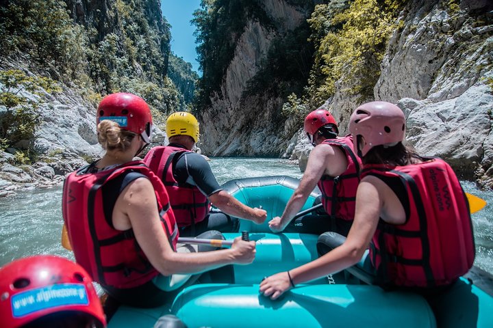 Arachthos white water river Rafting: Plaka's Bridge- Tzari