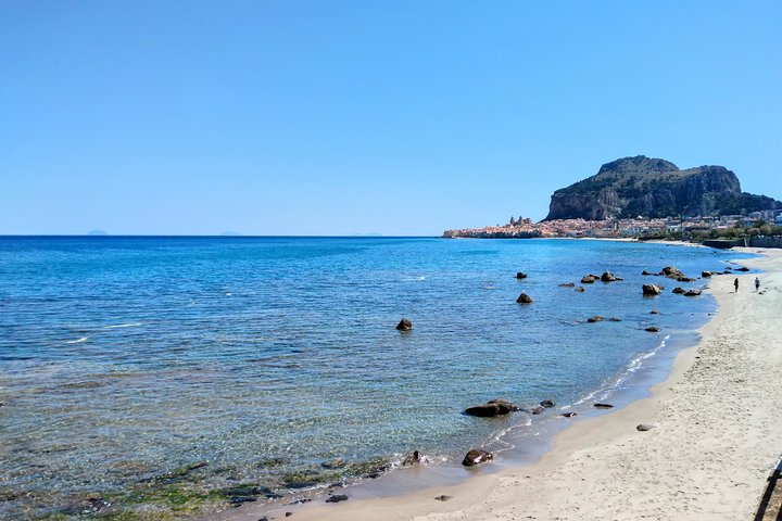 Transfer Palermo Airport - Cefalu or vice versa (1 trip)