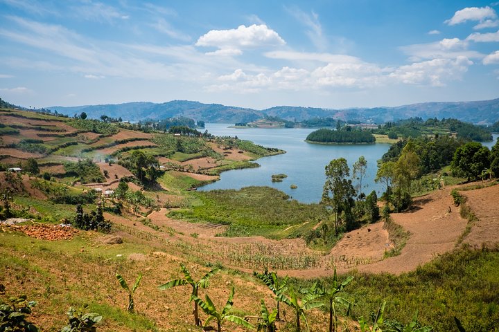 Romantic tour in Lake Kivu