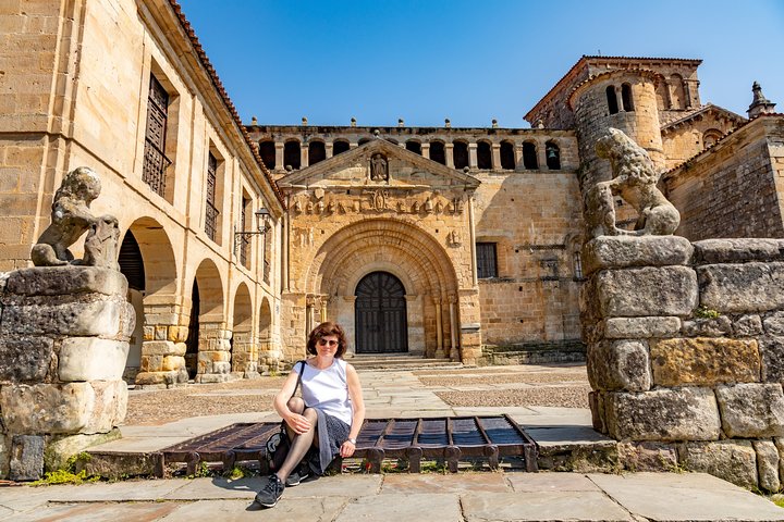 Historic Santillana del Mar Hidden Treasure Private Tour