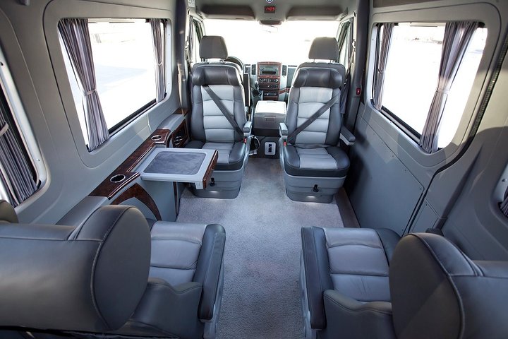 Private Transfers İzmir City or Adnan Menderes Apt to/from Pergamon Antic City