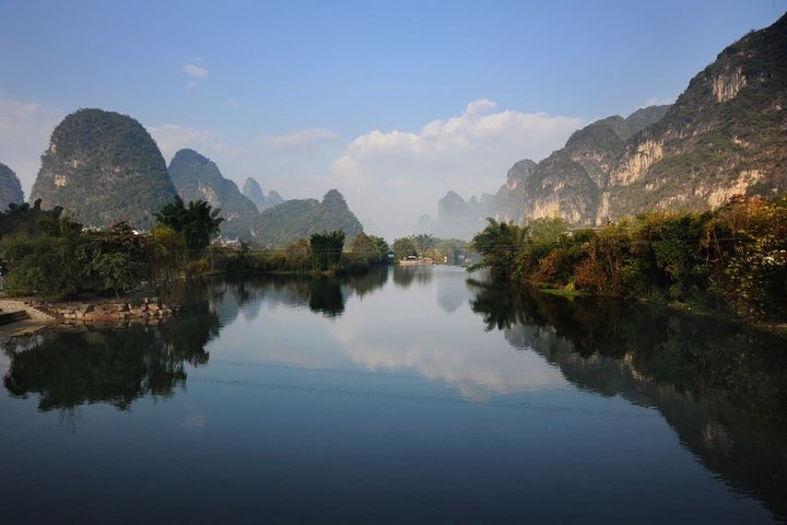 Private Day Tour to Yangshuo from Guilin: Yulong River, Li River Boat and More