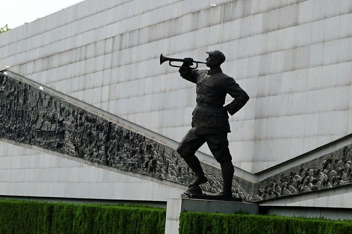 6-Hour Private Tour of Xiaoling Tomb,City Wall & Memorial Hall