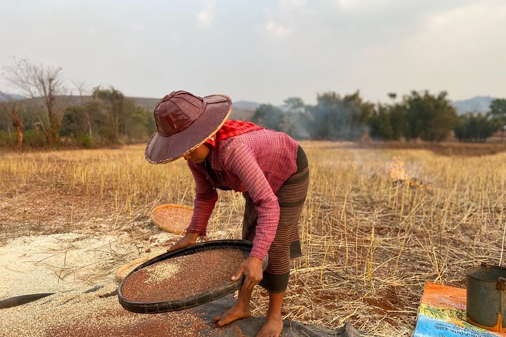 " Off the beaten track ” ( Kalaw to Pindaya )