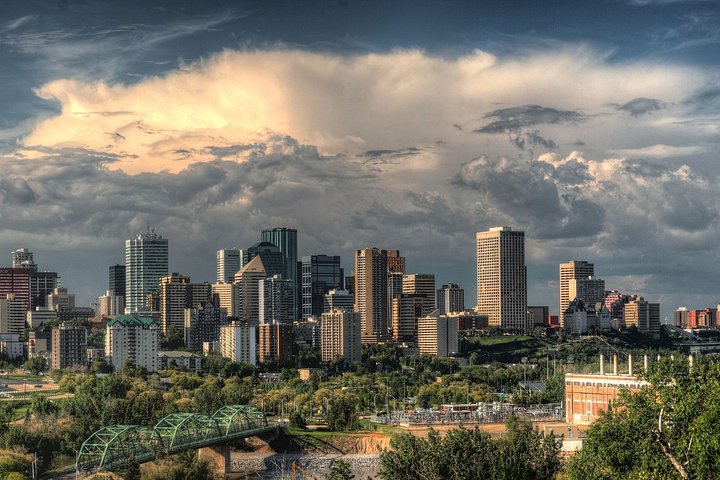 Private Heritage Walking Tour of Historic Edmonton