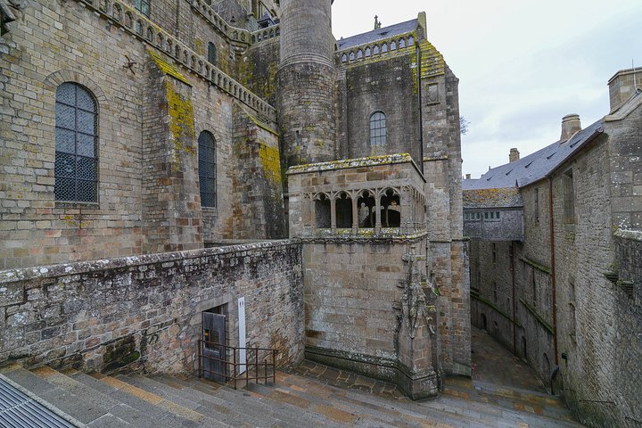 Mt St. Michel Private Tour with Abbey tickets and tour guide