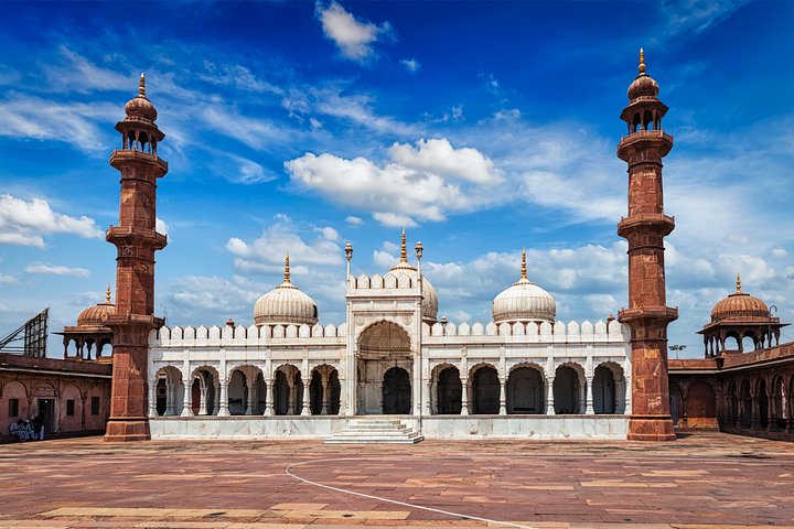 Romantic tour in Bhopal