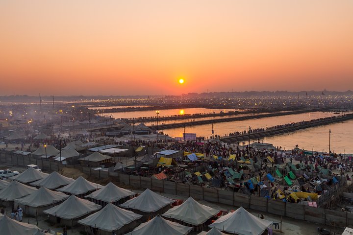 Romantic tour in Allahabad