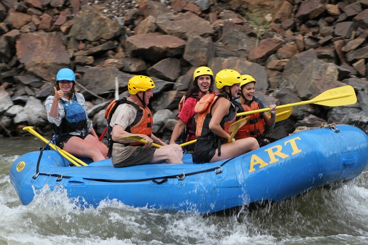 Bighorn Sheep Canyon Whitewater Rafting – Families & Beginners