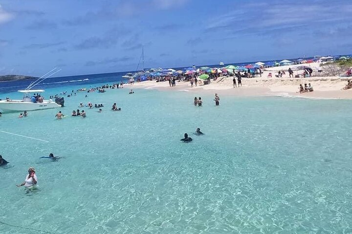 All Inclusive Beach and Snorkel Boat Tour to Icacos Island