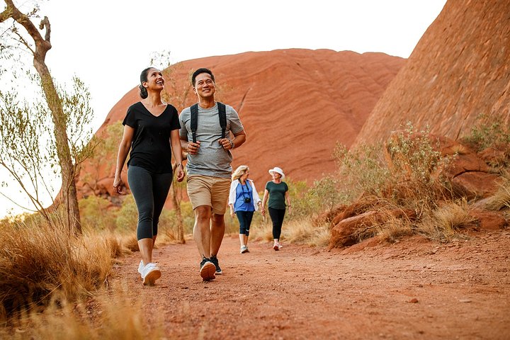 Uluru Morning Guided Base Walk