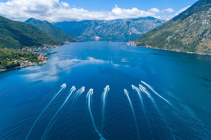 Kotor Private Boat Tour: Blue Cave & Lady of the Rocks (Up to 9)