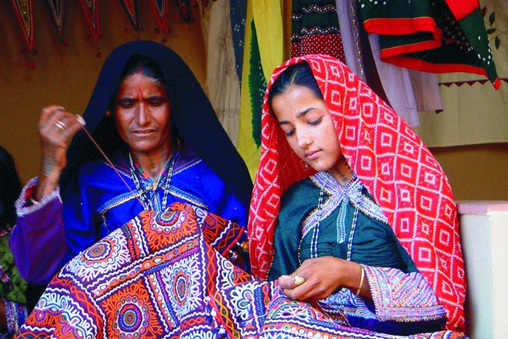 Bhuj, Rann of Kutch & Mandvi Beach: The Art, Craft & Nature Tour