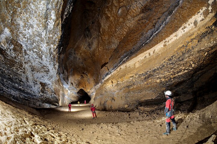 Half day caving in Cueva de Coventosa in Cantabria