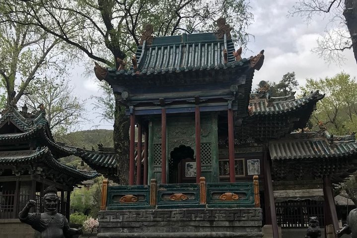 Private Day Tour in Taiyuan: Jinci, Mengshan Buddha, Tianlong Mount
