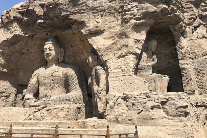 Private Day Tour to Yungang Caves from Taiyuan by fast train
