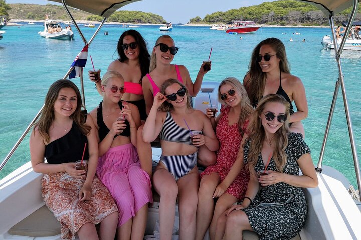 Blue Cave & Hvar, 5 Islands Speedboat with Luxury Seats in Shade