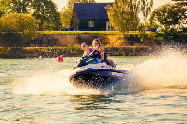 Jet-ski session near Nantes