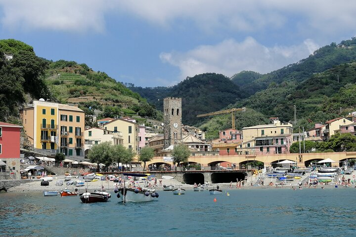Kayak experience with Carnassa Tour in Cinque Terre + Snorkeling