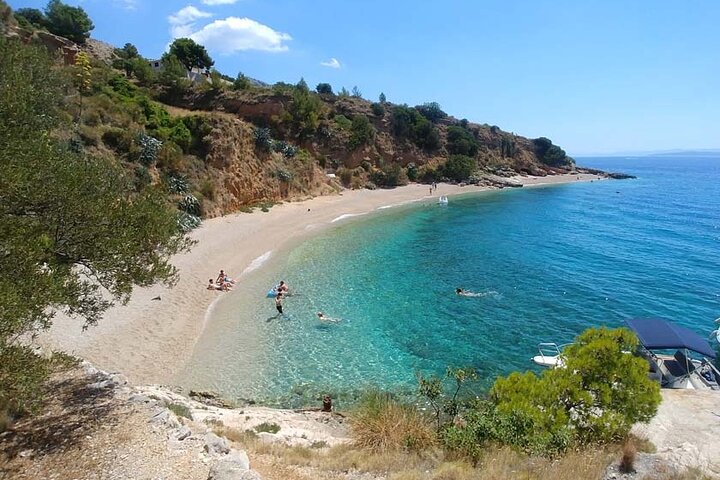 Private Boat Tour to Brac and Solta islands: Non-Touristy Itinerary