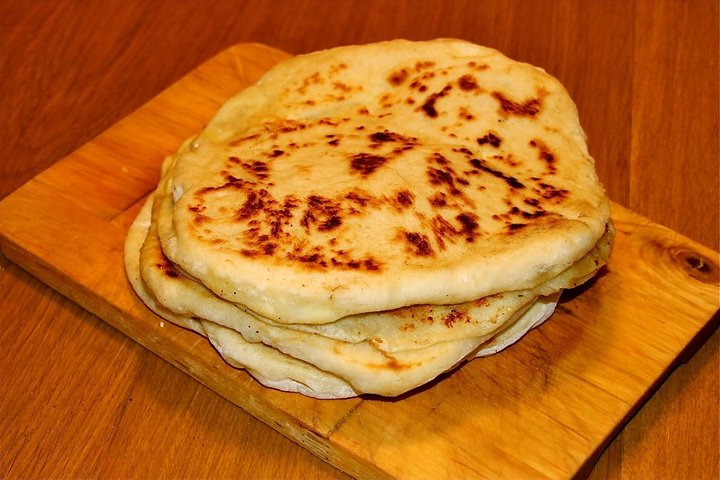 Discover Oradea - Walking Tour & Local Food Tasting