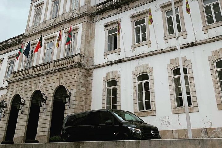 Porto to Madrid Up to 3 Stops: Aveiro, Salamanca & Ávila