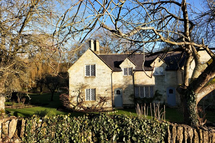 Cotswolds Electric Bike One Day Private Tour starts near Oxford